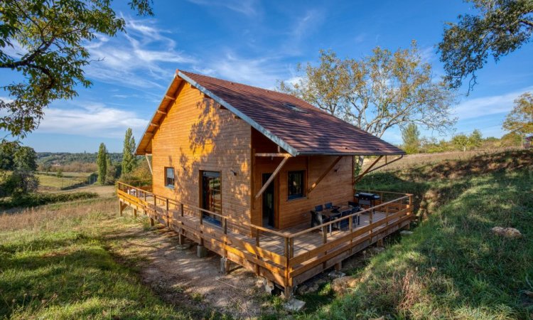 Location de Gîte avec piscine en Périgord noir