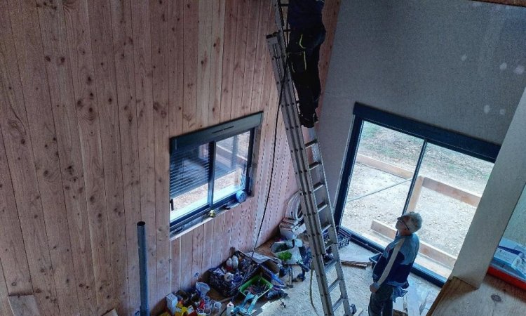 Séjour du chalet Kozy au Jardin de Lyno, location de gîtes insoltites à Belvès en Dordogne, Périgord Noir.